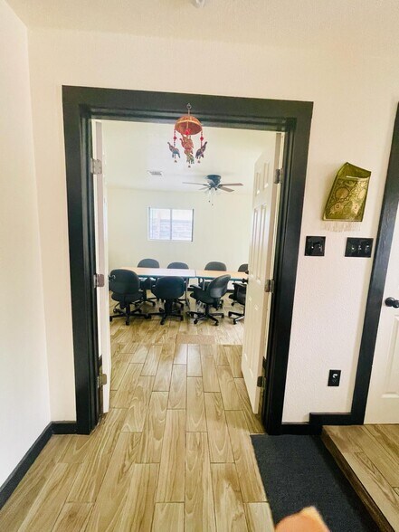 More Photos Of 2905 Blue Ridge Dr, Cedar Park Office Residential For Lease