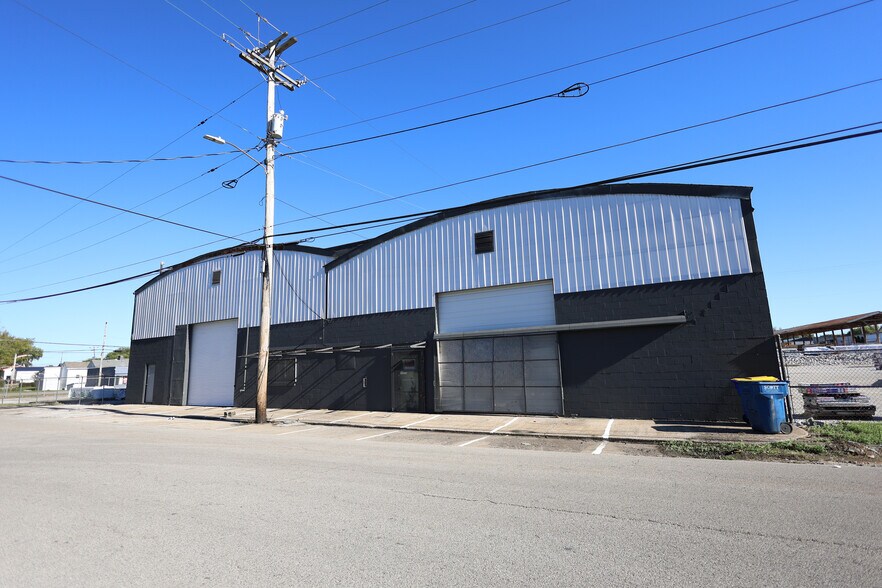 Primary Photo Of 906 Payne St, Bowling Green Warehouse For Lease