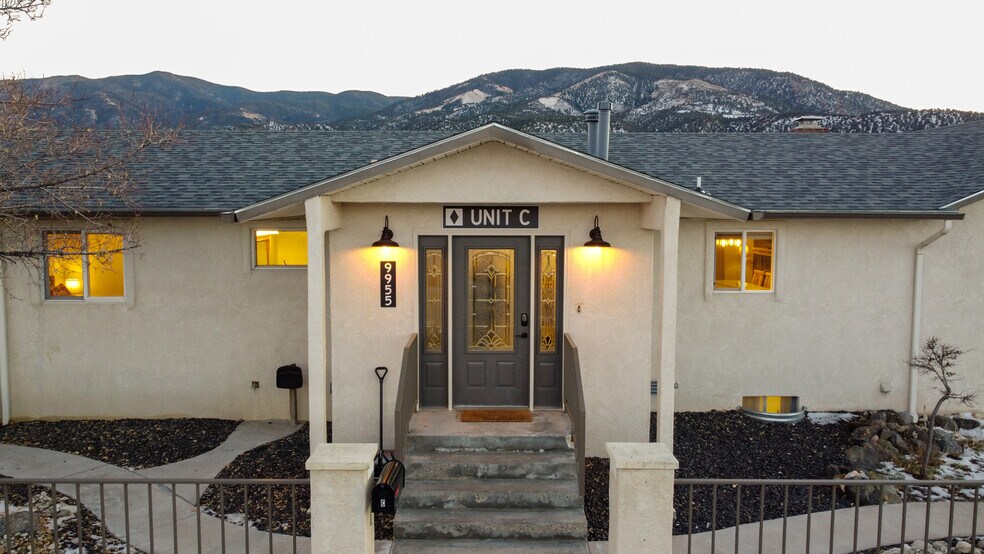 More Photos Of 9955 County Road 120, Salida Hotel For Sale