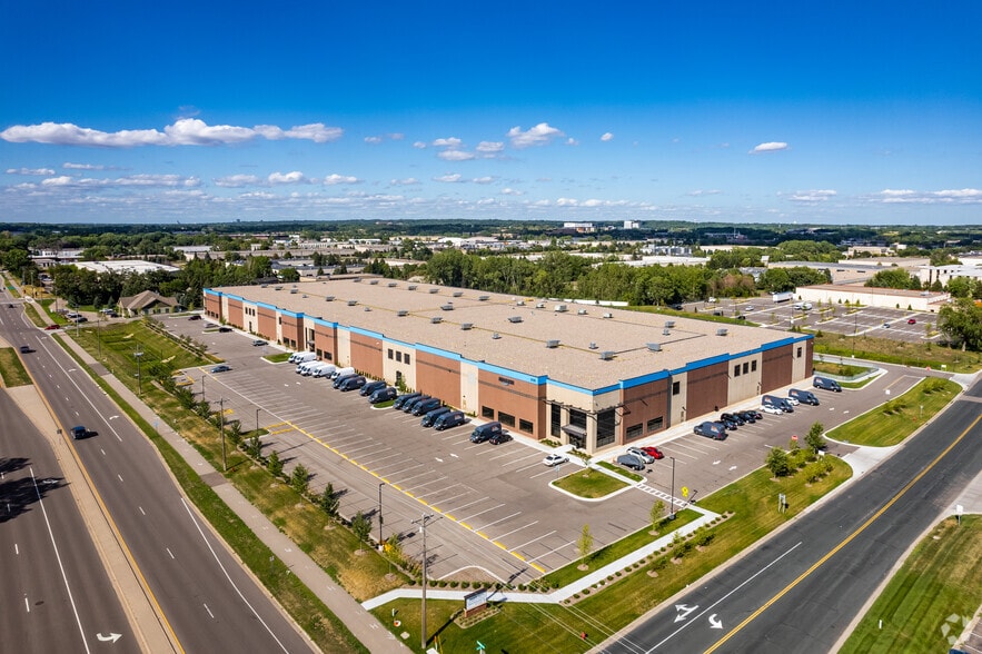 More Photos Of 3130 Lexington Ave S, Eagan Warehouse For Lease