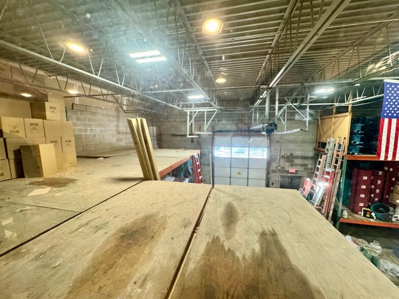 More Photos Of 711 Koehler Ave, Ronkonkoma Distribution For Sale