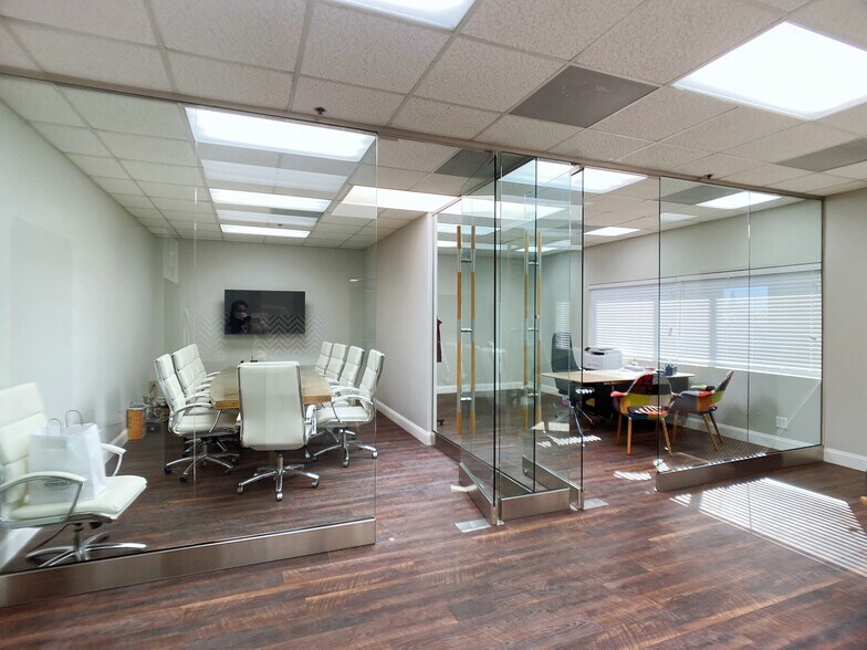More Photos Of 9517 Gidley St, Temple City Manufacturing For Lease