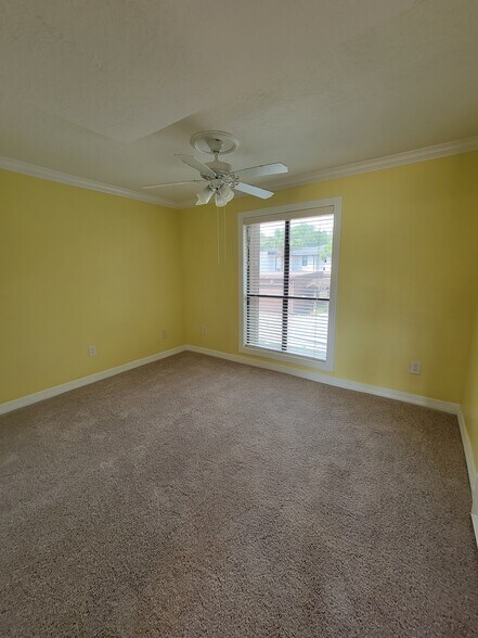 More Photos Of 2318 Crows Nest Dr, League City Specialty For Sale