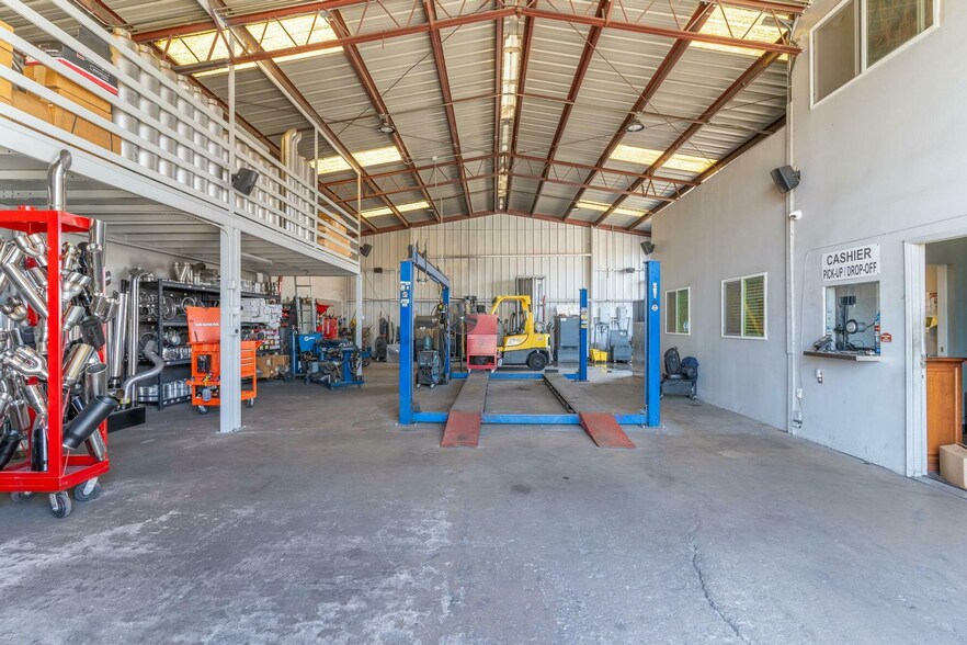 More Photos Of 15032-15046 Valley blvd, Fontana Industrial For Sale