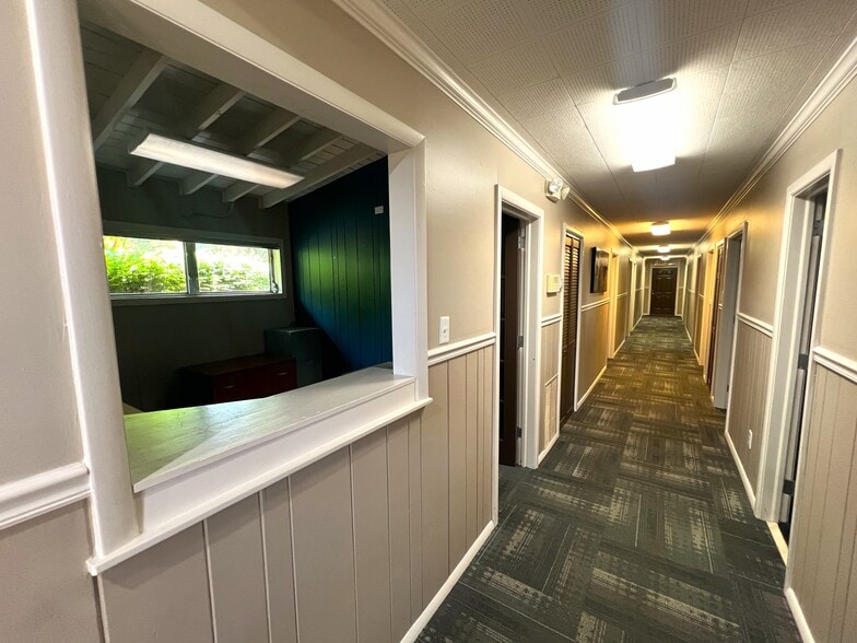 More Photos Of 4384 SE Oakdale Rd, Smyrna Office For Sale