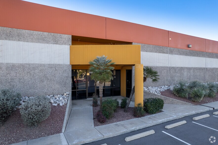 More Photos Of 1150 E Palmdale St, Tucson Manufacturing For Lease