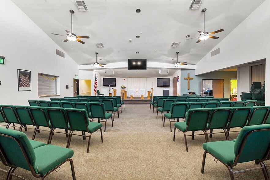 More Photos Of 3126 W Johnston Ave, Hemet Religious Facility For Sale