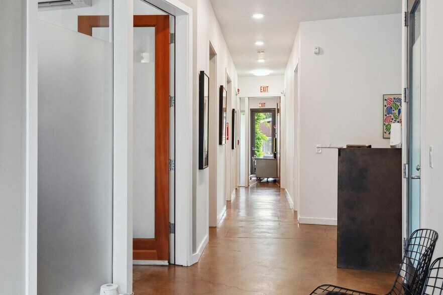 More Photos Of 1010 Grayson St, Berkeley Office Residential For Sale