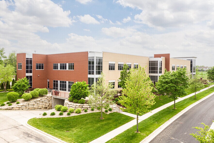 More Photos Of 5525 Nobel Dr, Madison Office For Lease