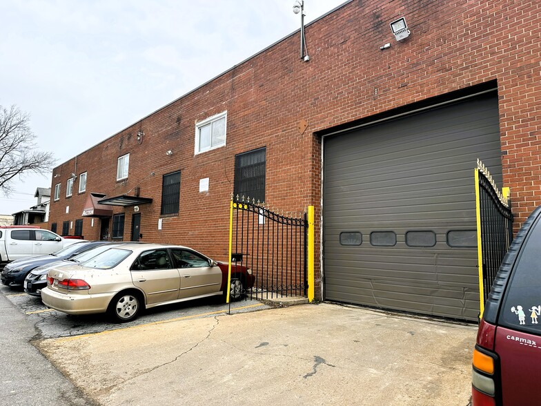 More Photos Of 2305 51st Pl, Hyattsville Warehouse For Sale