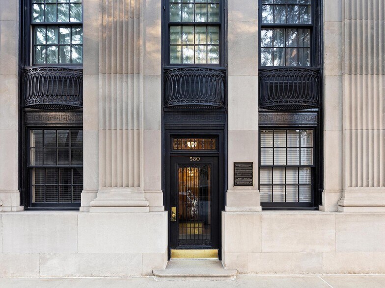 More Photos Of 580 Park Ave, New York Apartments For Sale