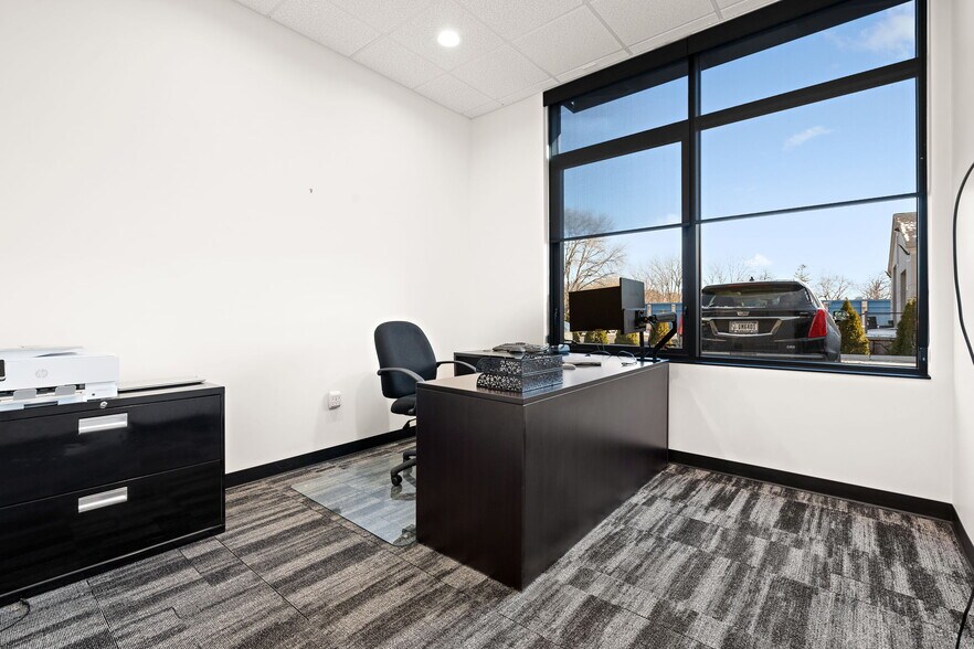 More Photos Of 1120 Lincoln Hwy, Schererville Freestanding For Lease