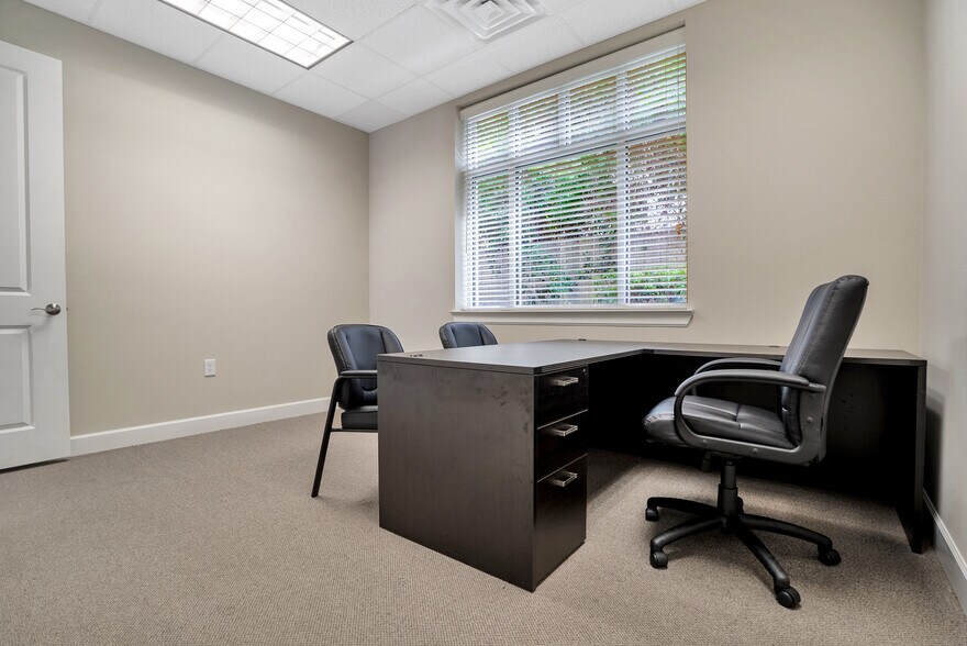 More Photos Of 2219 Sawdust Rd, The Woodlands Medical For Sale