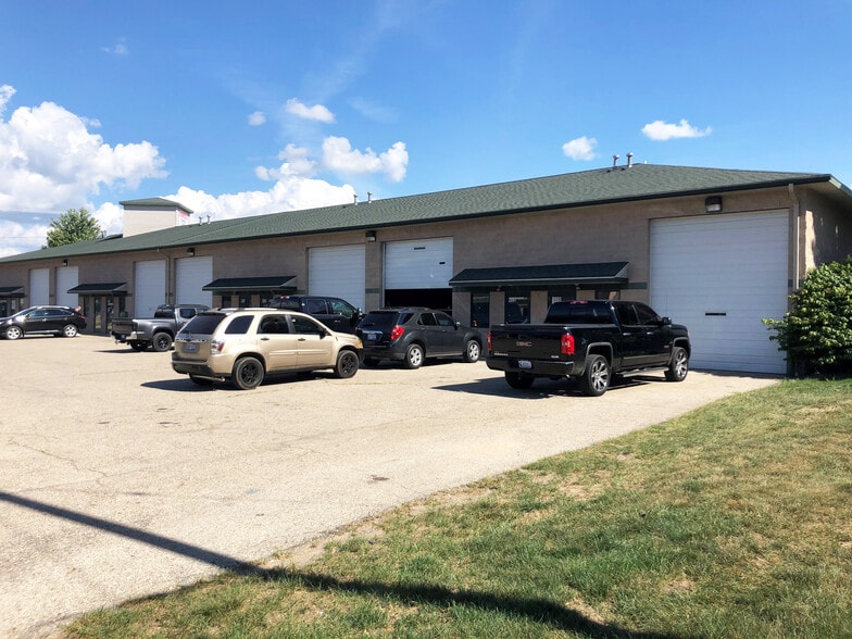 More Photos Of 2879-2893 Sanford Ave SW, Grandville Warehouse For Lease