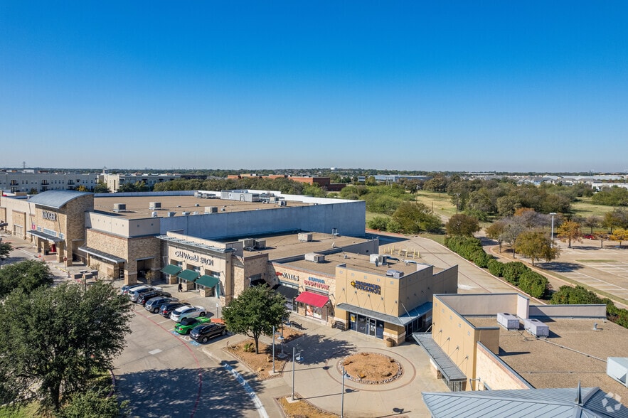 More Photos Of 6091 Precinct Line Rd, North Richland Hills Unknown For Lease