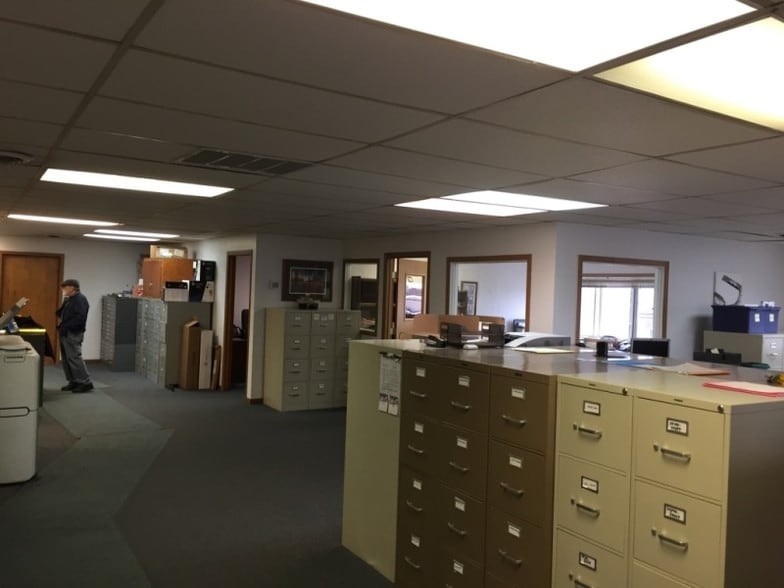 More Photos Of 885 Anita Ave, Antioch Manufacturing For Sale