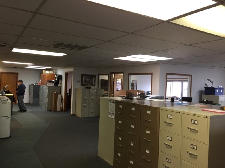 More Photos Of 885 Anita Ave, Antioch Manufacturing For Sale