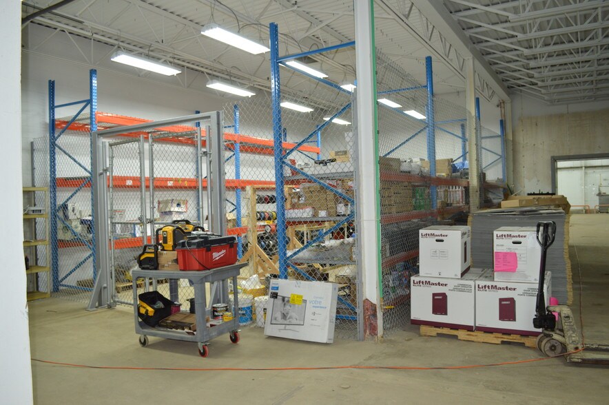 More Photos Of 3657 Old Getwell Rd, Memphis Warehouse For Sale