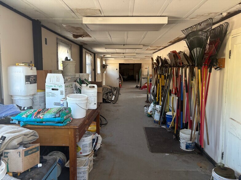 More Photos Of 101 Erie St, Amsterdam Warehouse For Sale