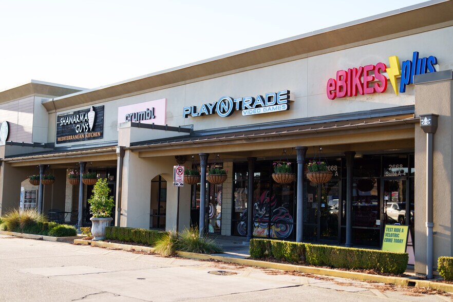 More Photos Of 2668 Johnston St, Lafayette Unknown For Lease
