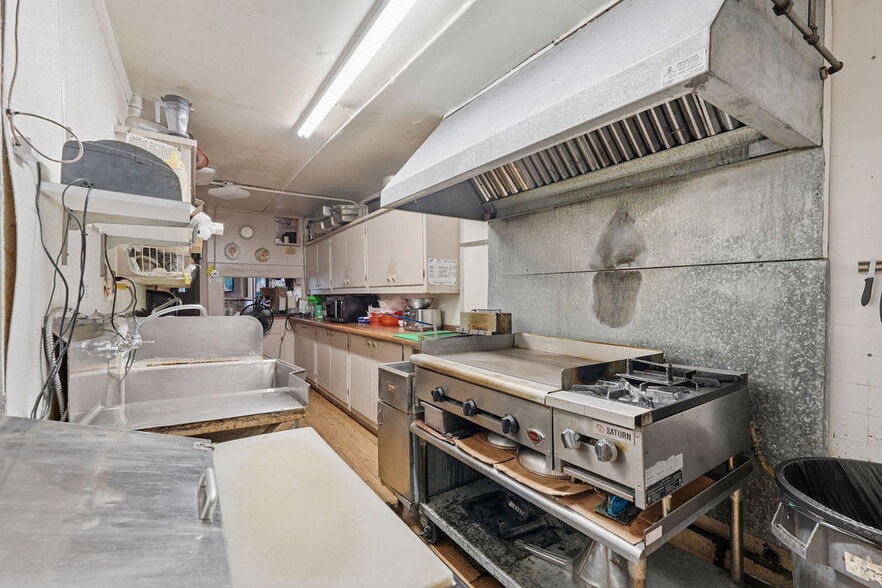 More Photos Of 3911 N Madison St, Spokane Office Residential For Sale