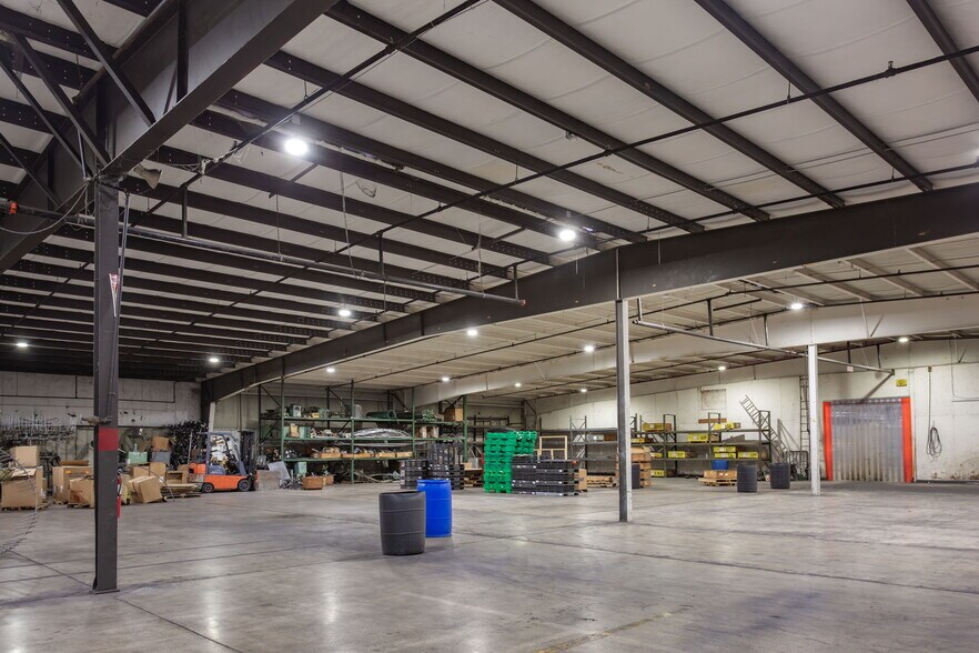 More Photos Of 520 E Main St, Candor Warehouse For Sale