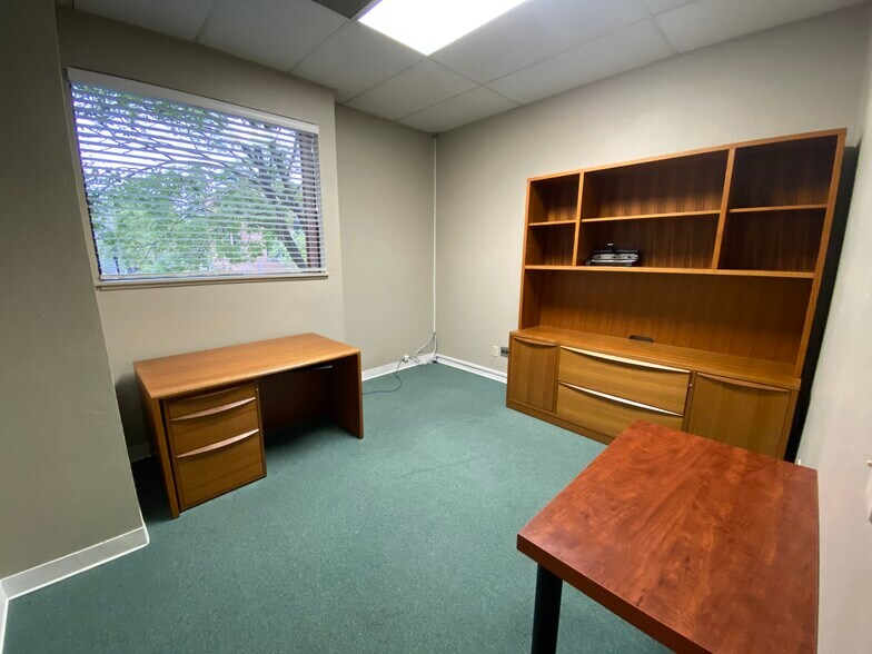 More Photos Of 706-724 5th St, Davis Office For Lease