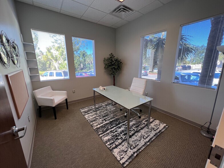 More Photos Of 25074 Olympia Ave, Punta Gorda Medical For Sale