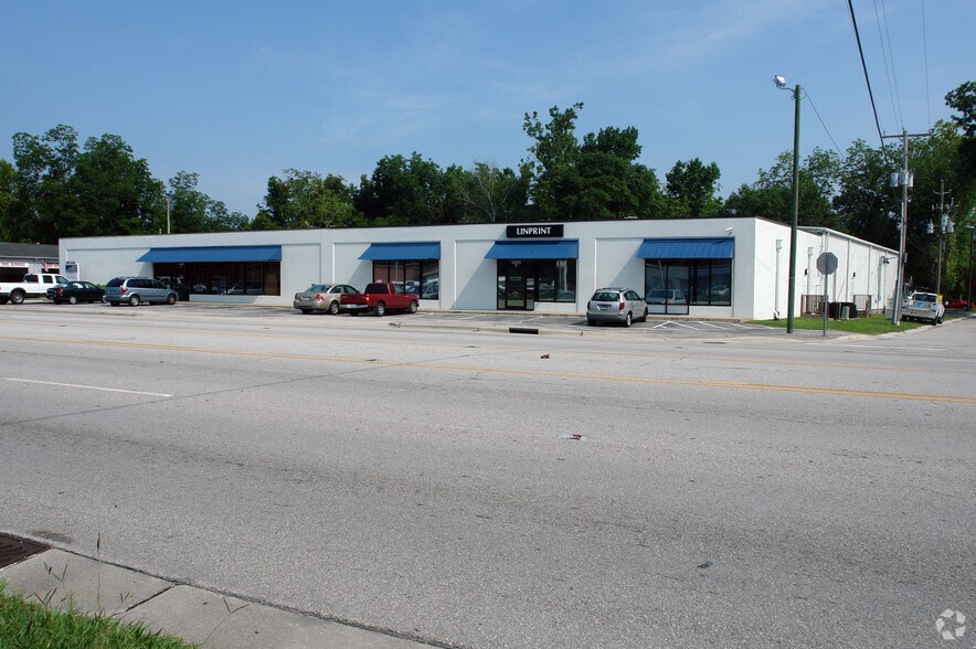 More Photos Of 3405 Market St, Wilmington Freestanding For Sale