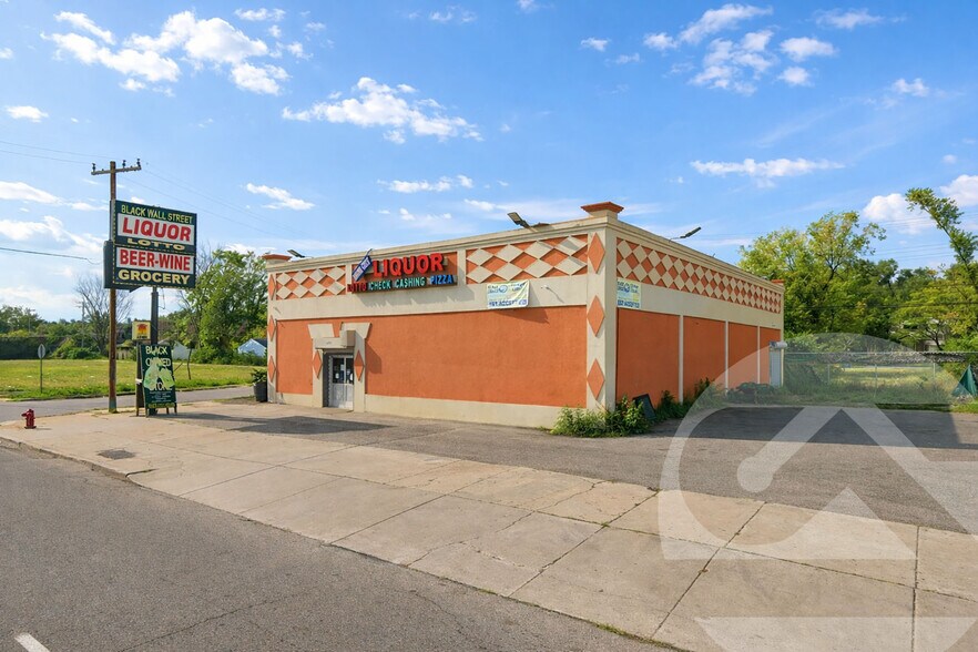 Primary Photo Of 14201 Harper Ave, Detroit Freestanding For Sale