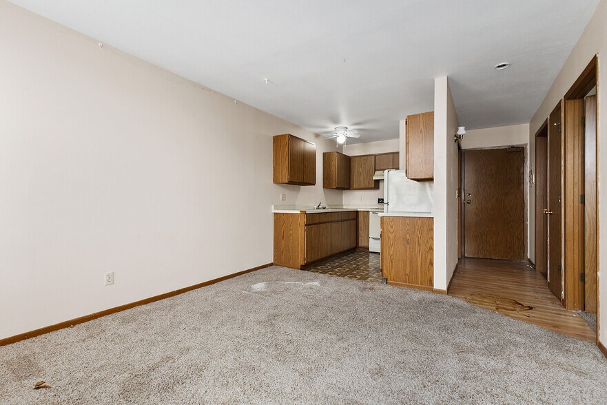 More Photos Of 20 Forest Ave, Fond Du Lac Apartments For Sale