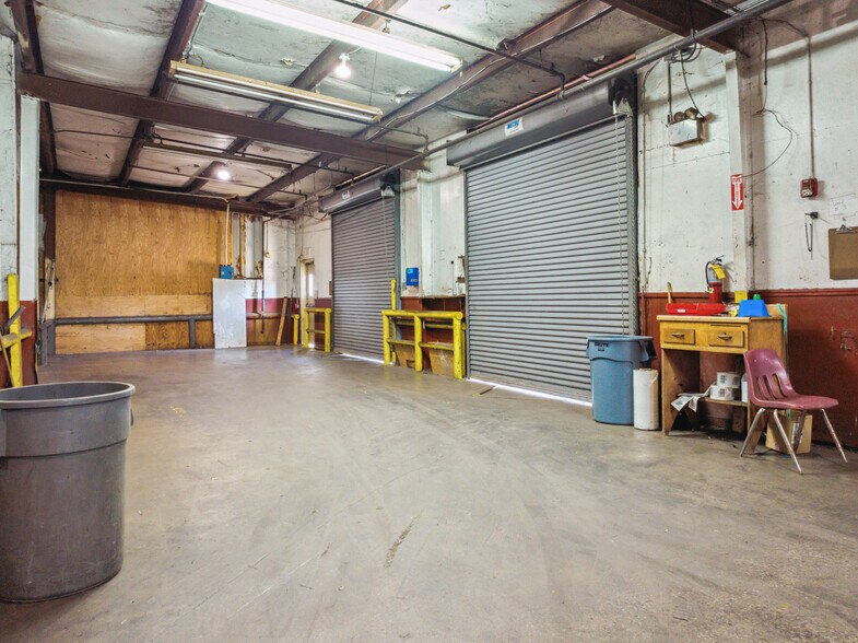 More Photos Of 715 E 2nd St, Stevenson Warehouse For Sale