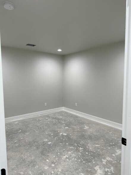 More Photos Of 9805 Fm 2219, Amarillo Office For Lease