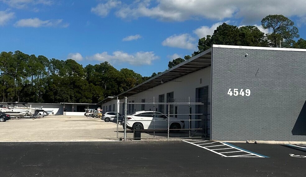 More Photos Of 4549 St Augustine Rd, Jacksonville Warehouse For Lease