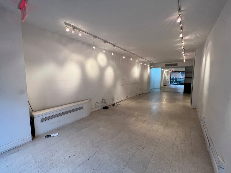 More Photos Of 1336-1344 3rd Ave, New York Apartments For Lease