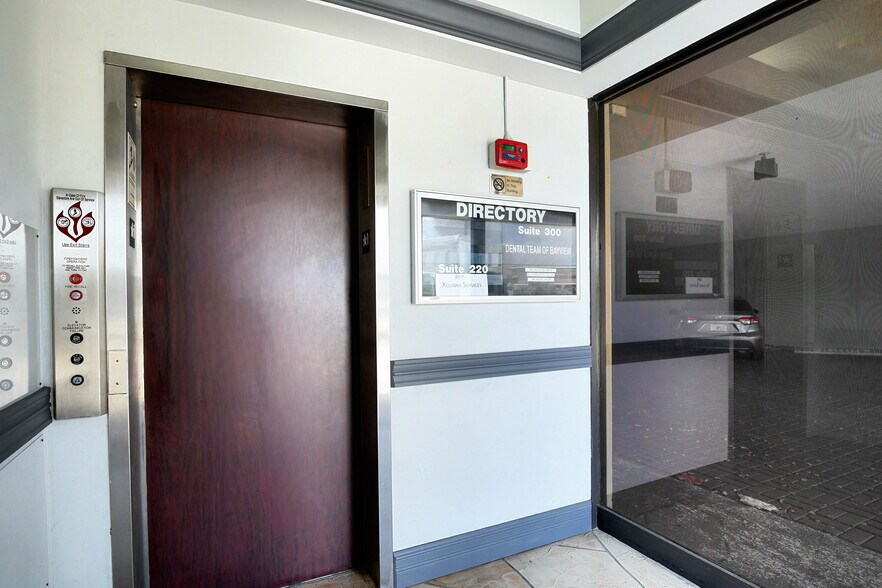 More Photos Of 2826 E Oakland Park Blvd, Fort Lauderdale Office For Lease