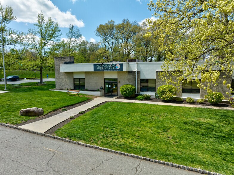 Primary Photo Of 2 Russo Pl, Berkeley Heights Warehouse For Sale