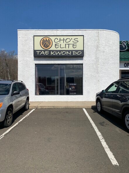 More Photos Of 517-519 Boston Post Rd, Orange Unknown For Lease