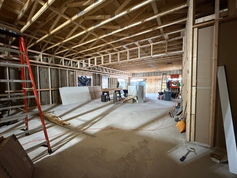 More Photos Of 2851 Perkiomen Ave, Reading General Retail For Sale