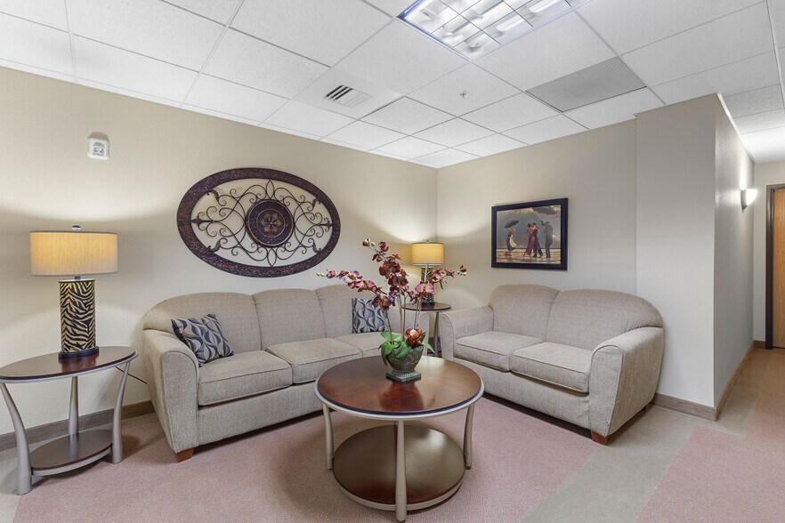 More Photos Of 1120 E Parkway Ave, Oshkosh Multifamily For Sale
