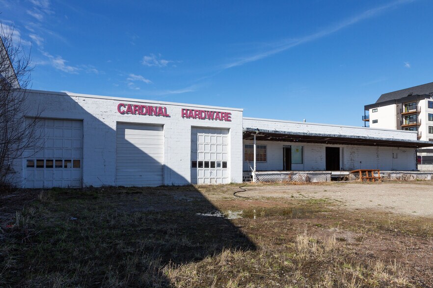 More Photos Of 647 Center st, Kalispell Light Distribution For Sale