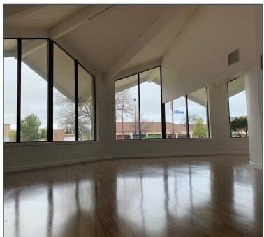 More Photos Of 305 W Silver Spring Dr, Glendale Office For Sale