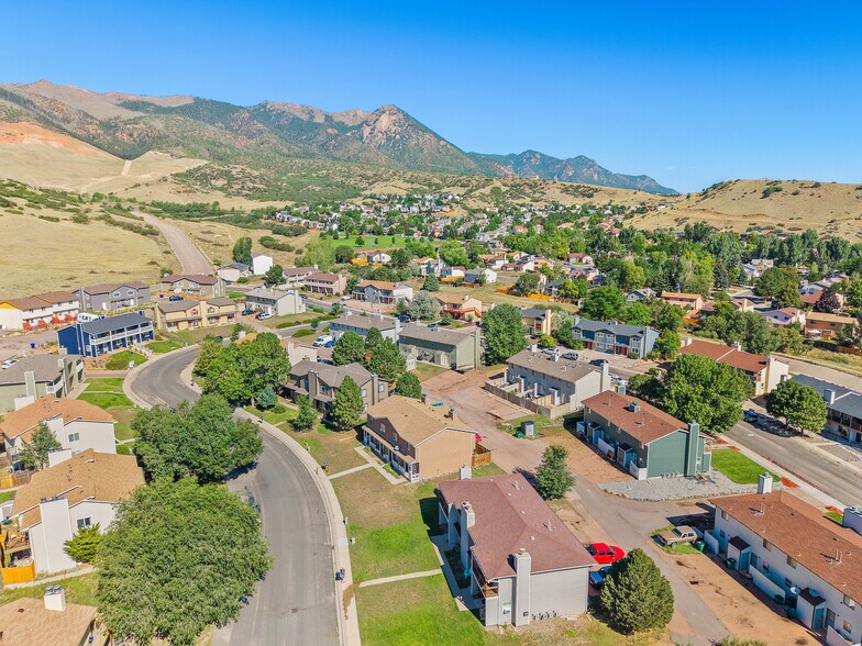 More Photos Of 2350 Split Rock Dr, Colorado Springs Apartments For Sale