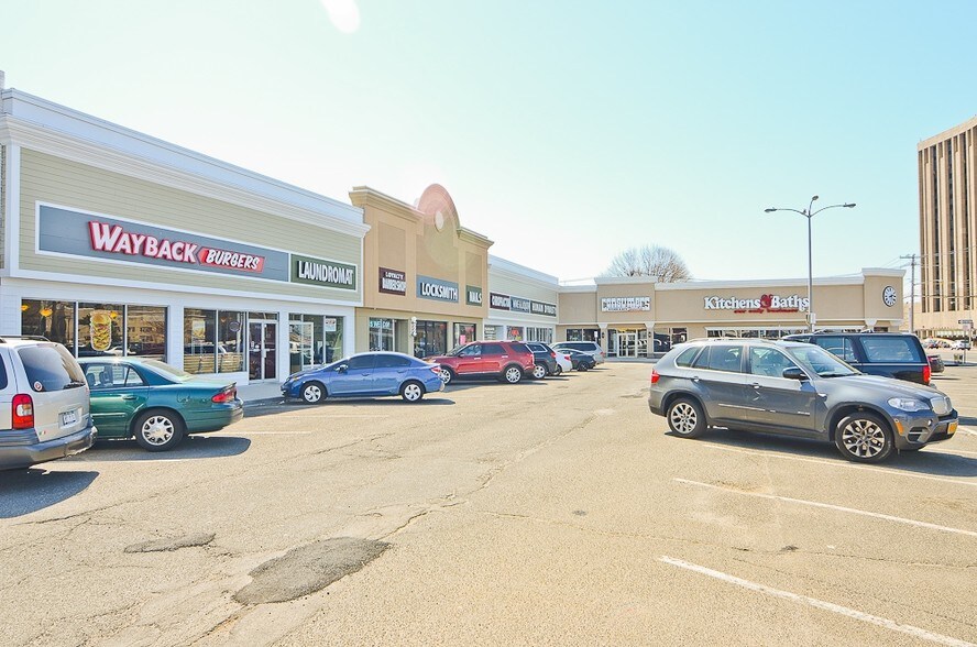 More Photos Of 2280-2334 Hempstead Tpke, East Meadow Freestanding For Lease