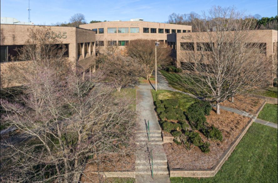 More Photos Of 4025 University Pky, Winston-Salem Unknown For Lease