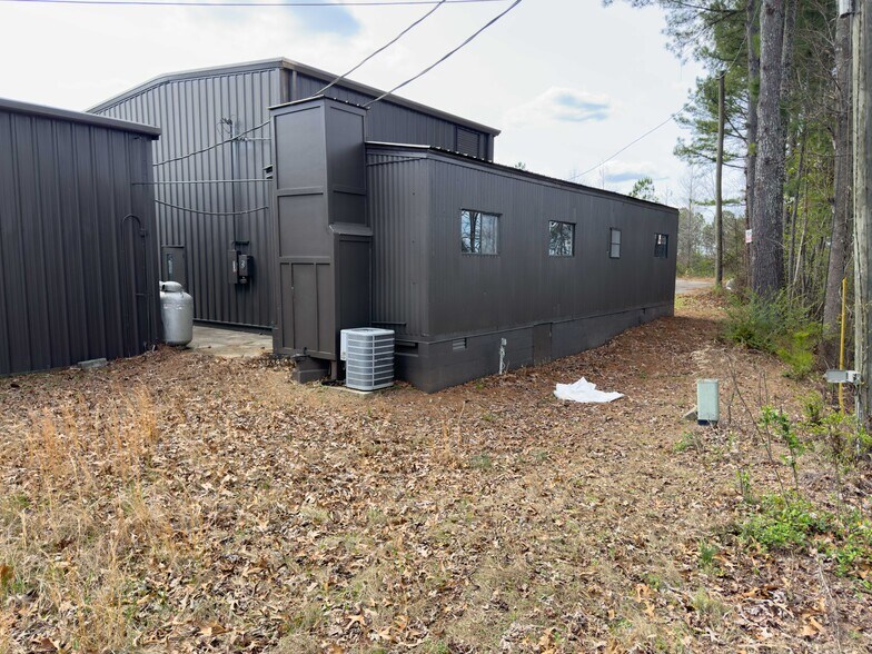 More Photos Of 3496 Peachtree Pky, Suwanee Service For Lease