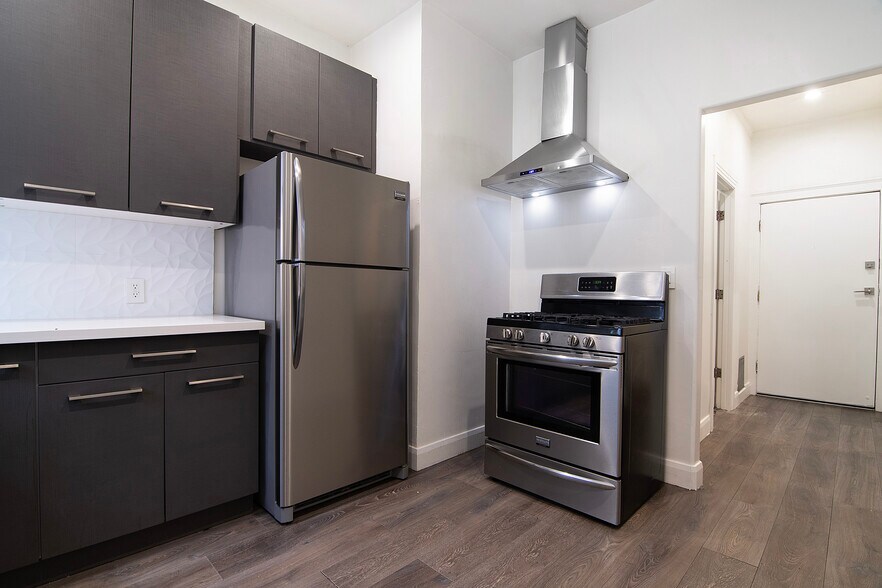 More Photos Of 681 Shatto Pl, Los Angeles Multifamily For Sale