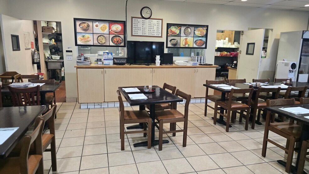 More Photos Of 16511 Pioneer Blvd, Norwalk General Retail For Lease