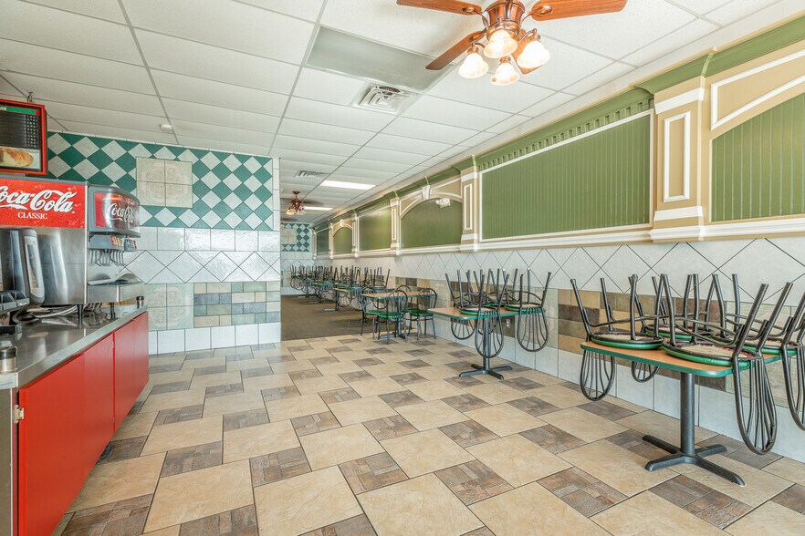 More Photos Of 150 Pearl Dr, LaFayette Restaurant For Sale