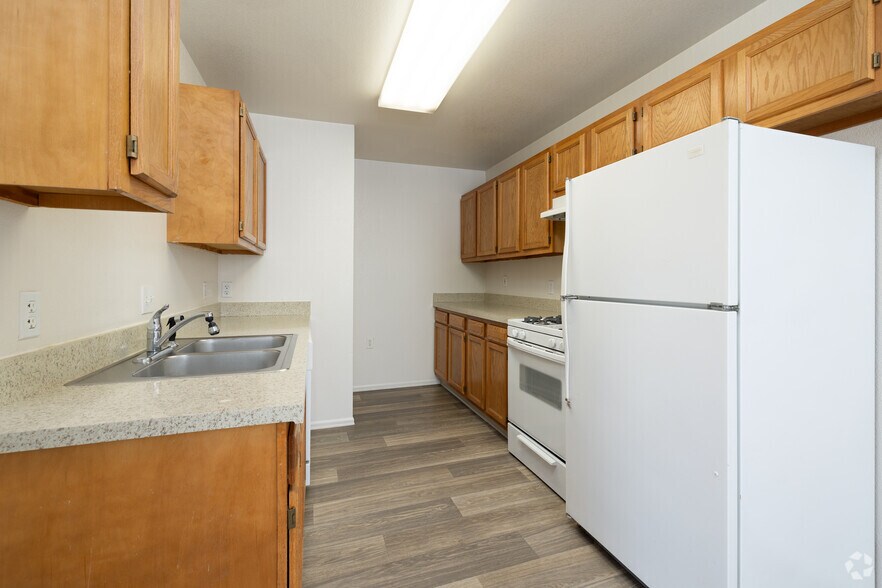 More Photos Of 393 E Spaulding Ave, Pueblo Apartments For Sale